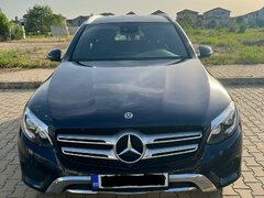 Mercedes-Benz 220